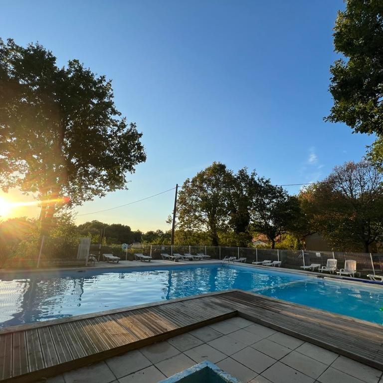 7-Gite-7 Personnes Au Coeur De La Nature /Piscine Saint-Aubin-de-Nabirat Ngoại thất bức ảnh